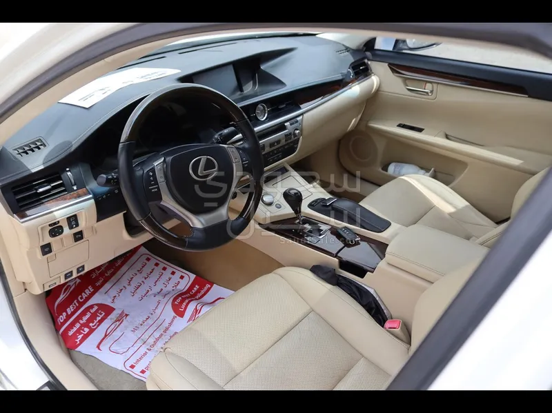2013 لكزس إي إس 350