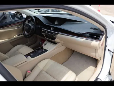 2013 لكزس إي إس 350