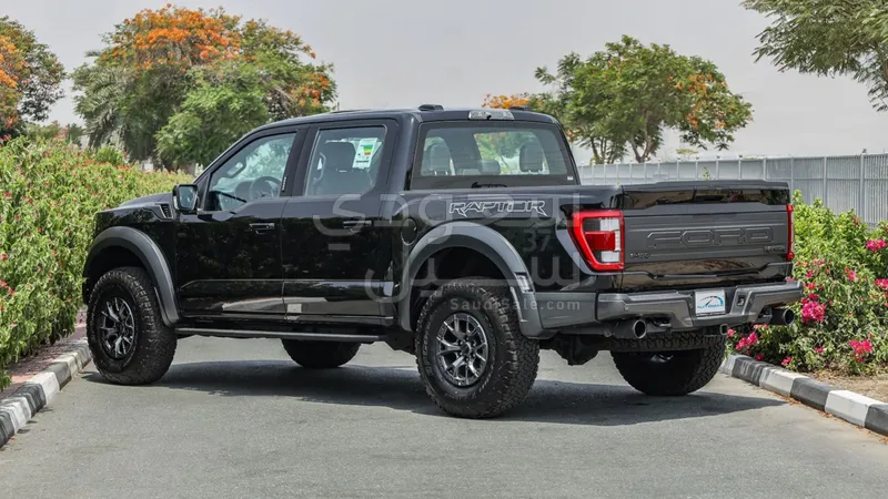 2022 فورد اف 150