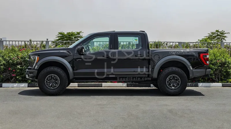 2022 فورد اف 150