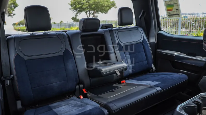 2022 فورد اف 150