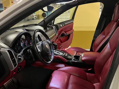 2014 Porsche Cayenne GTS