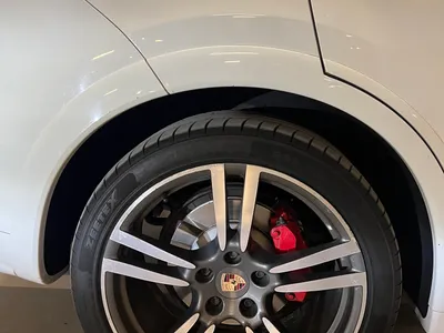 2014 Porsche Cayenne GTS