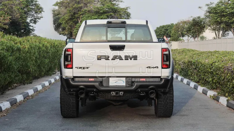 2024 دودج رام تي ار اكس