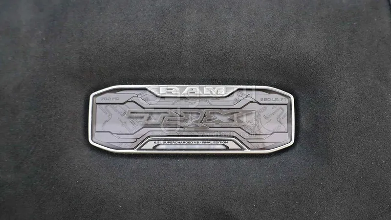 2024 دودج رام تي ار اكس