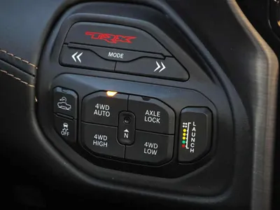 2024 دودج رام تي ار اكس