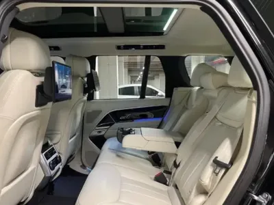 2024 Land Rover Range Rover HSE