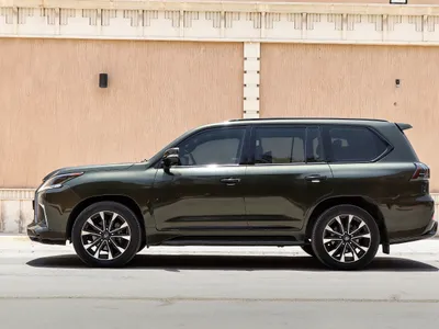 2018 لكزس إل إكس 570 بلاك اديشن