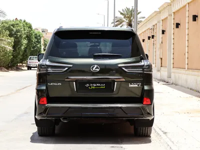 2018 لكزس إل إكس 570 بلاك اديشن