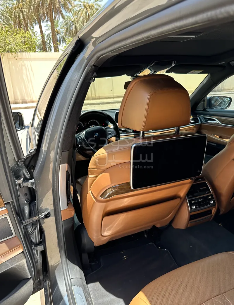 2016 BMW 7 Series 740Li
