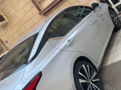 2020 نيسان التيما