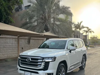 2024 Toyota Land Cruiser GXR 4