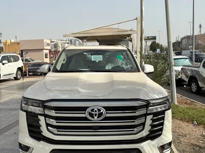 2024 Toyota Land Cruiser GXR 4