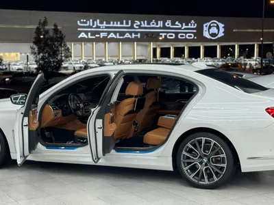 2020 بي ام دبليو الفئة السابعة 730 إل أي