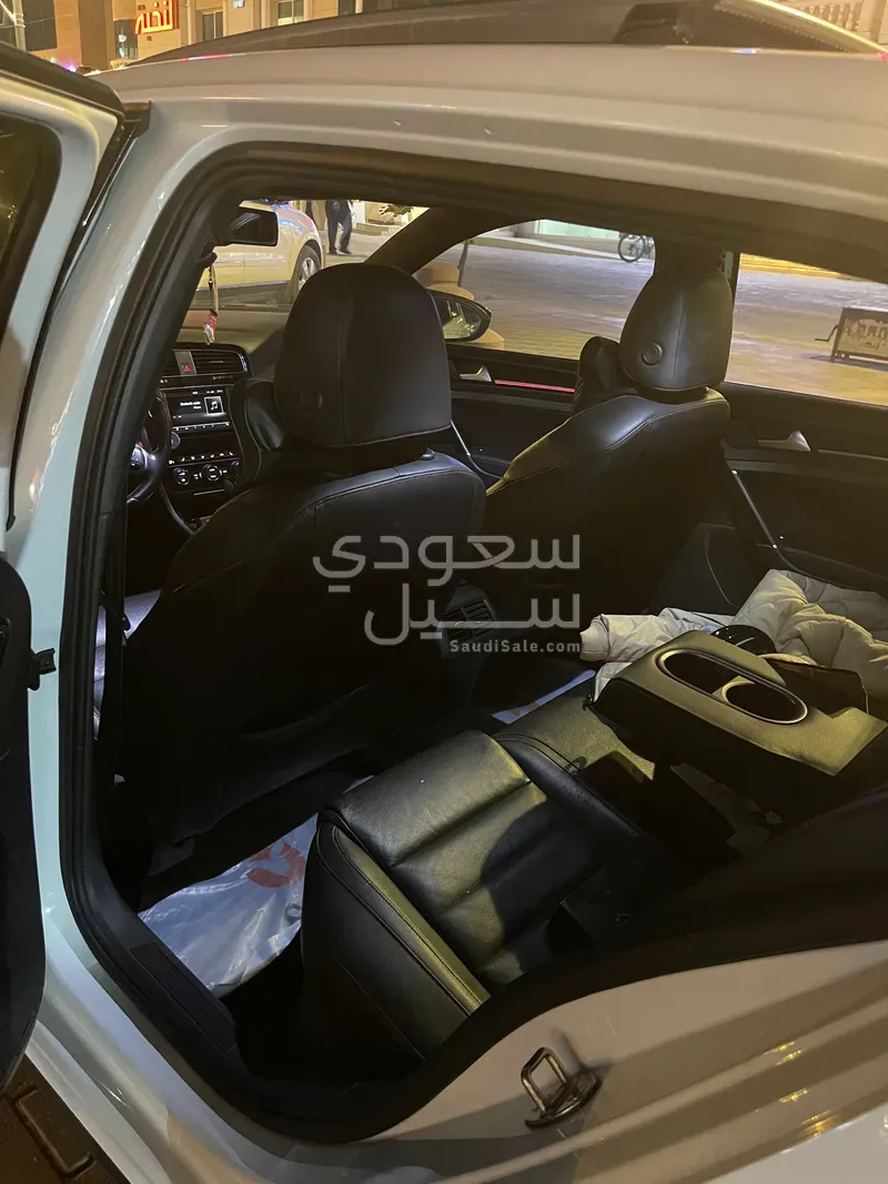 2016 فولكس واجن جي تي اي