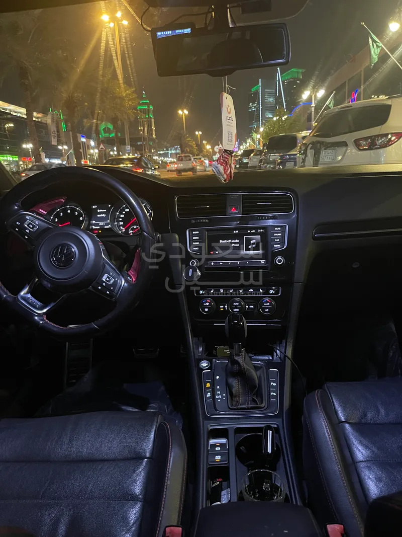 2016 فولكس واجن جي تي اي