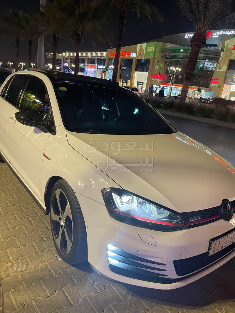 2016 فولكس واجن جي تي اي