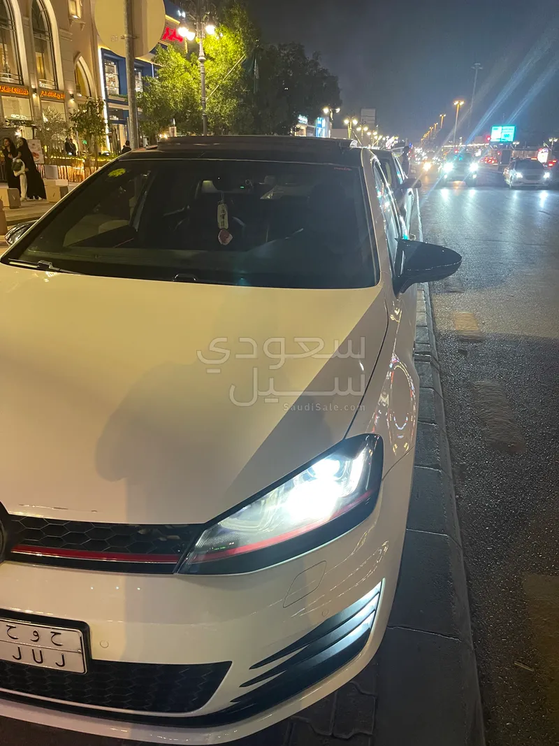 2016 فولكس واجن جي تي اي