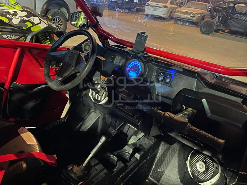 2014 Polaris RZR 1000