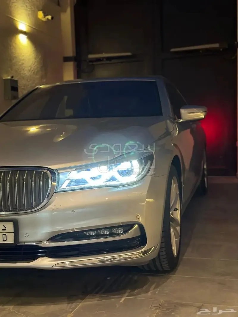 2018 BMW 7 Series 740Li