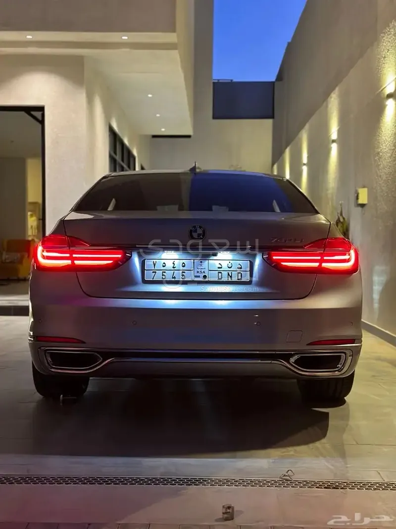 2018 BMW 7 Series 740Li
