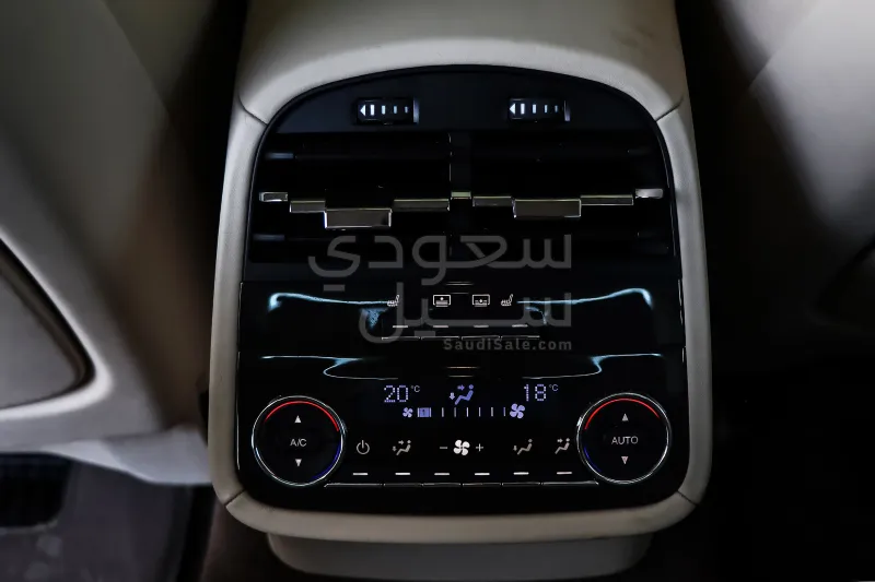 2014 Maserati Quattroporte Trofeo