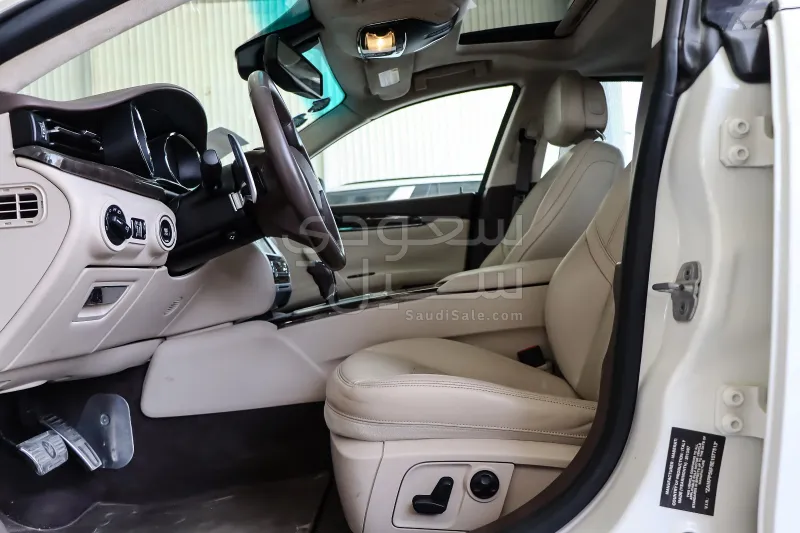 2014 Maserati Quattroporte Trofeo