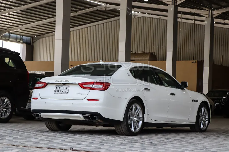 2014 Maserati Quattroporte Trofeo