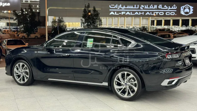 2024 Ford Taurus Titanium