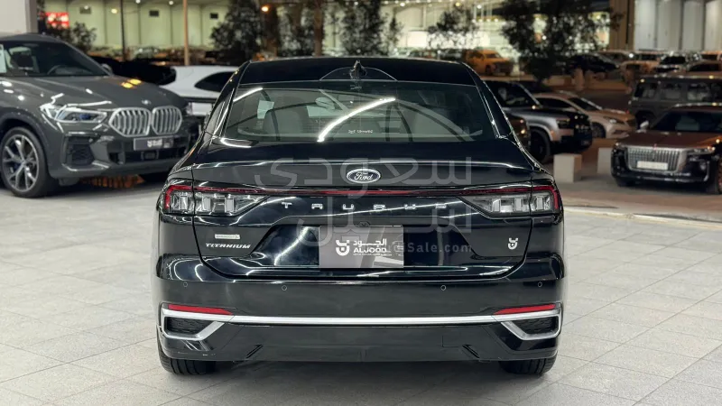 2024 Ford Taurus Titanium