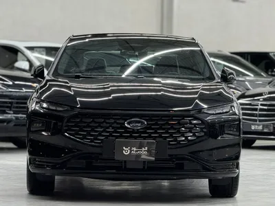 2024 Ford Taurus Titanium
