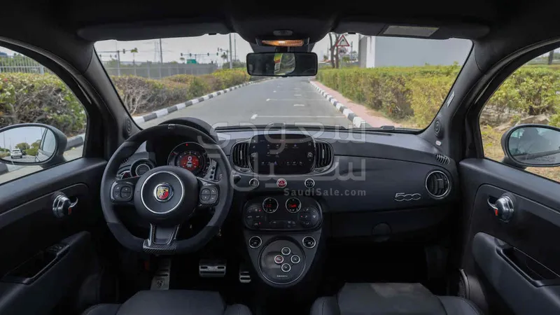 2024 Fiat Abarth 695 turismo