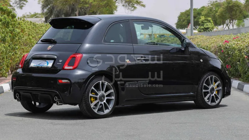 2024 Fiat Abarth 695 turismo