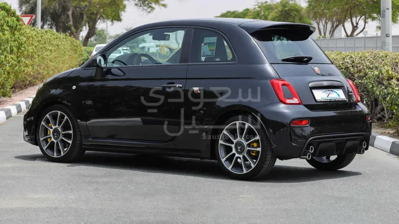 2024 Fiat Abarth 695 turismo