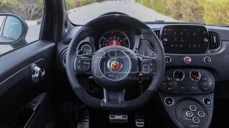 2024 Fiat Abarth 695 turismo