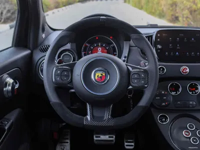 2024 Fiat Abarth 695 turismo