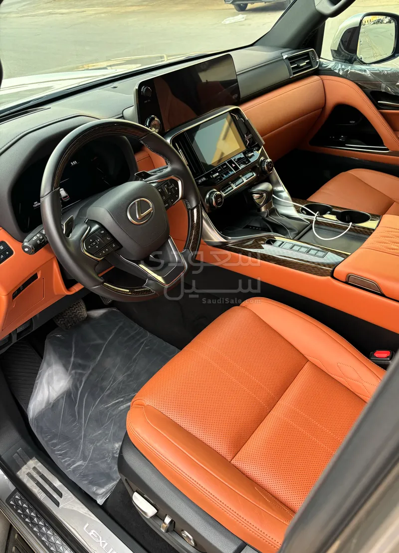 2022 لكزس إل إكس 600 vip بلاك بكج