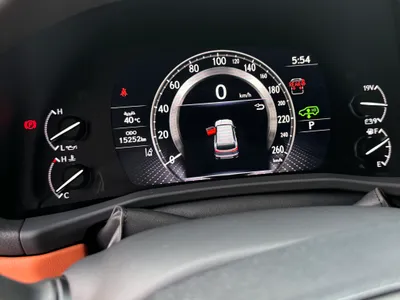 2022 لكزس إل إكس 600 vip بلاك بكج