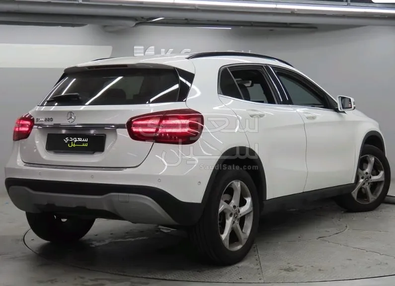 2019 Mercedes-Benz GLA 220
