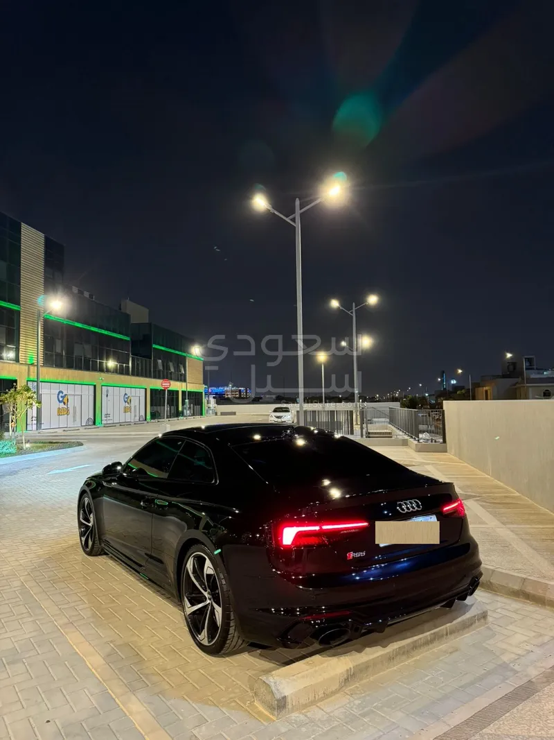 2019 Audi S8 Plus