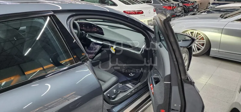 2024 Lucid Air Pure