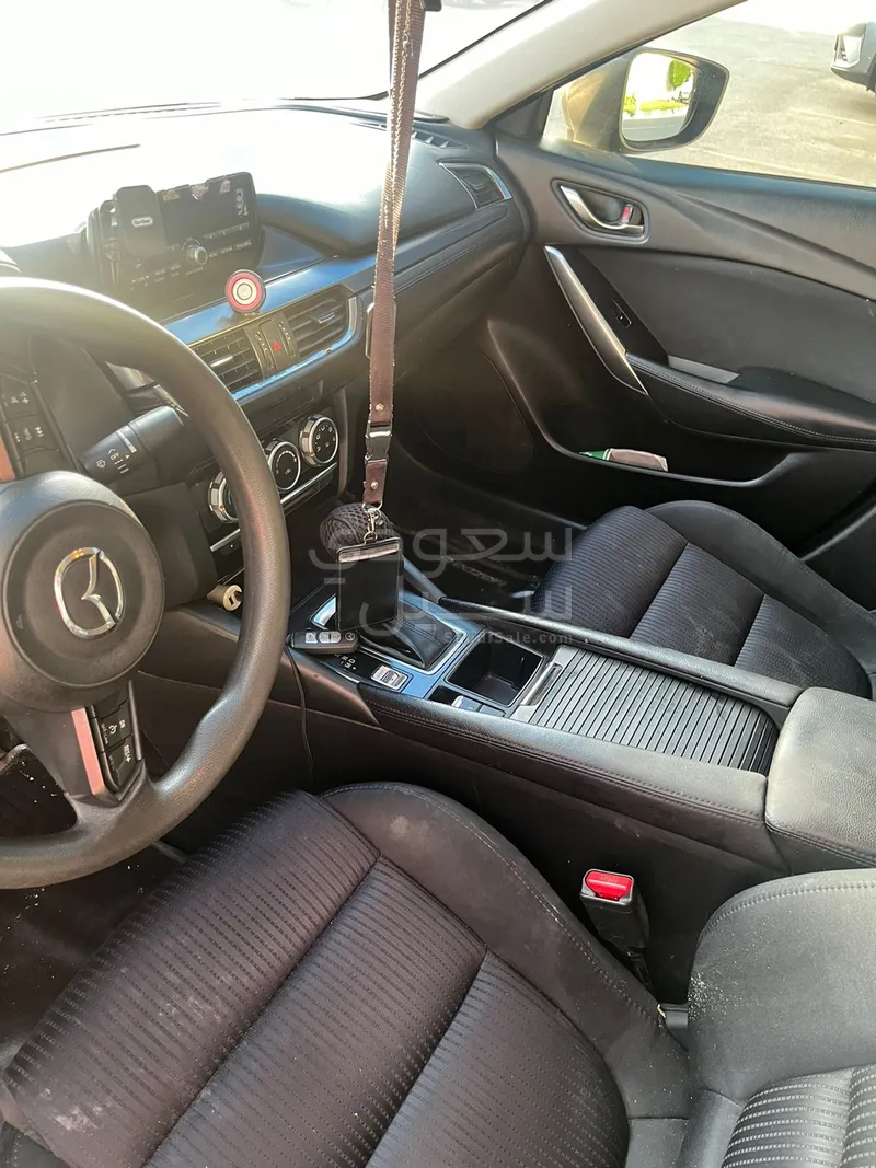 2017 مازدا مازدا 6