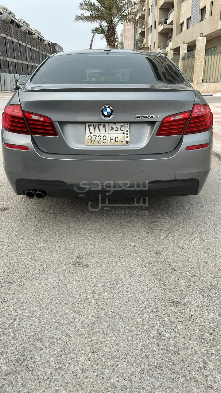 2014 BMW 5 Series 528i