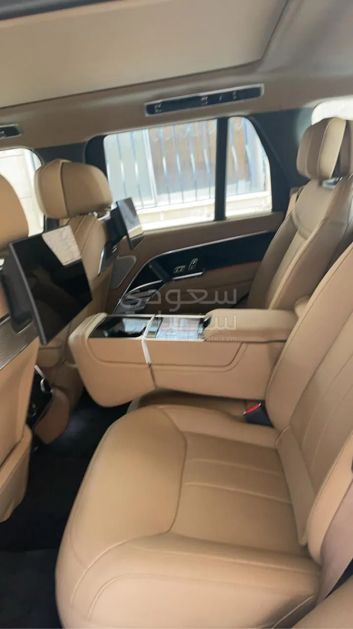 2024 لاند روفر رينج روفر اوتوبيوغرافي