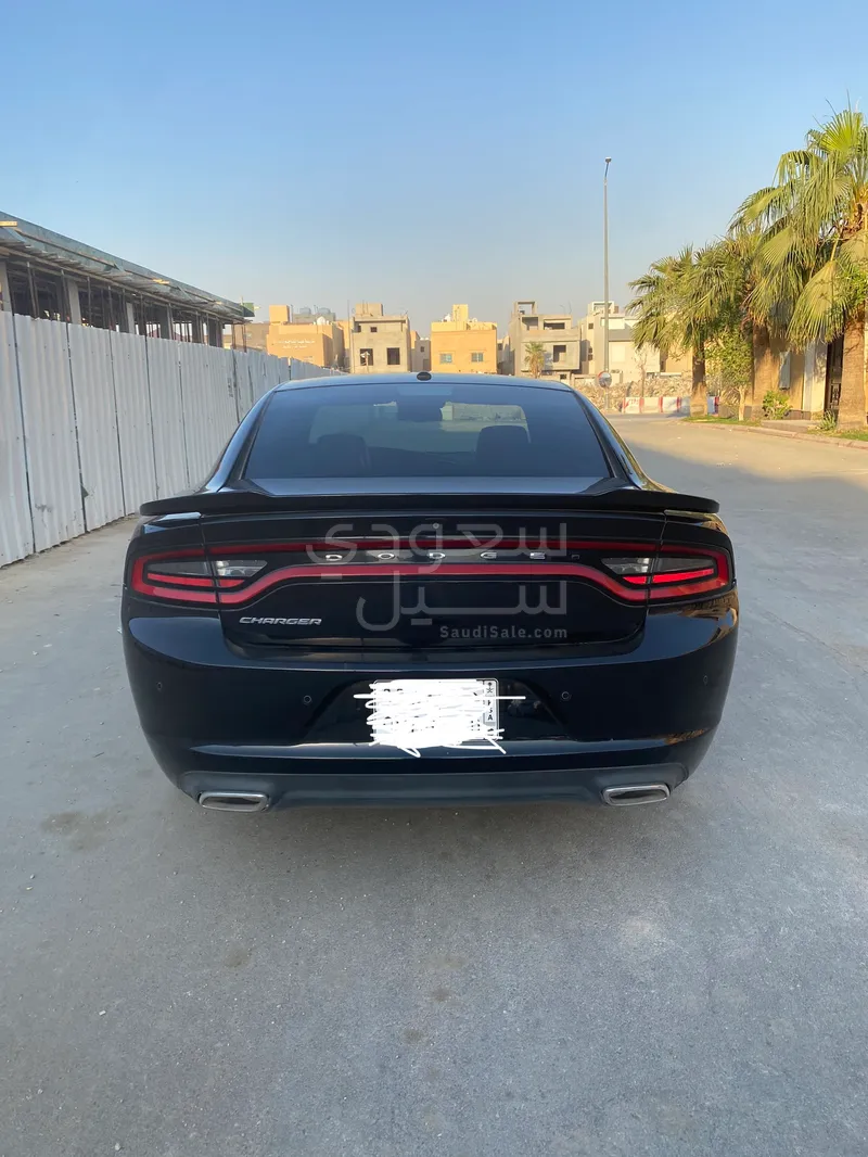2018 دودج تشارجر اس اكس تي