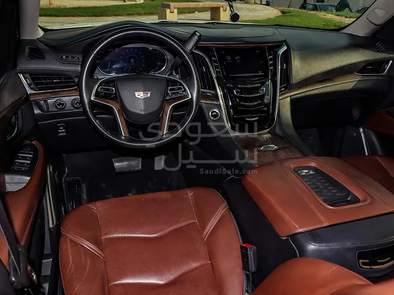 2016 كاديلاك اسكاليد