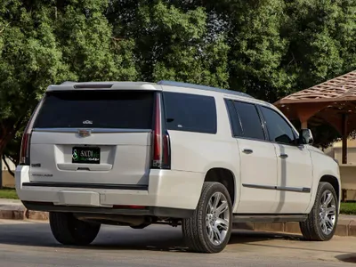 2016 كاديلاك اسكاليد