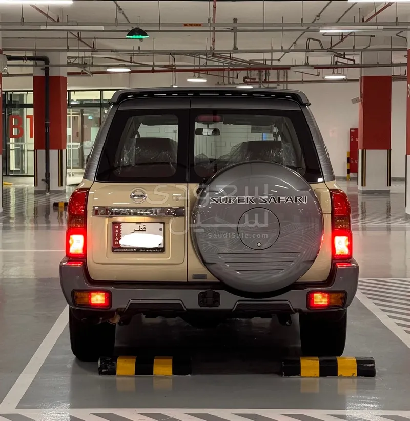 2024 Nissan Patrol Super Safari