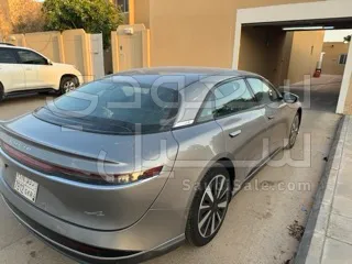 2024 لوسيد اير بيور