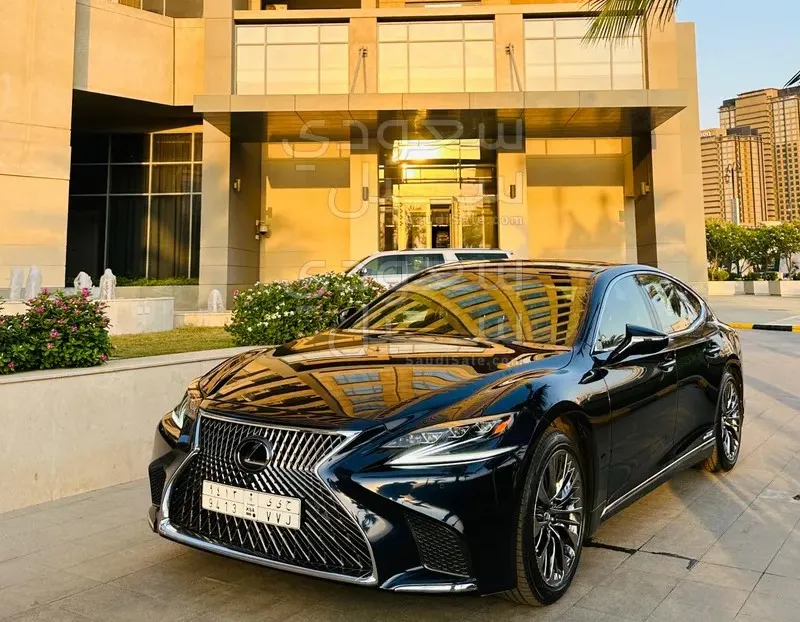 2018 Lexus LS 500h